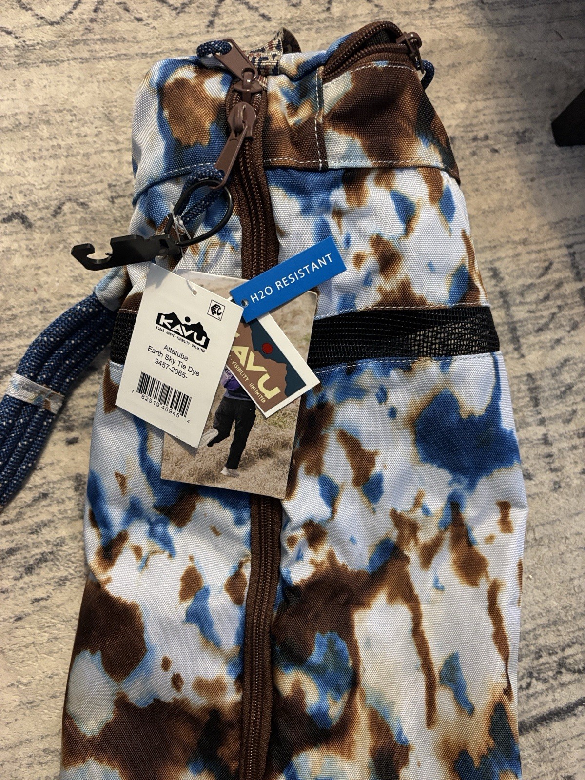 KAVU Attatube Yoga Mat Bag – Water Resistant