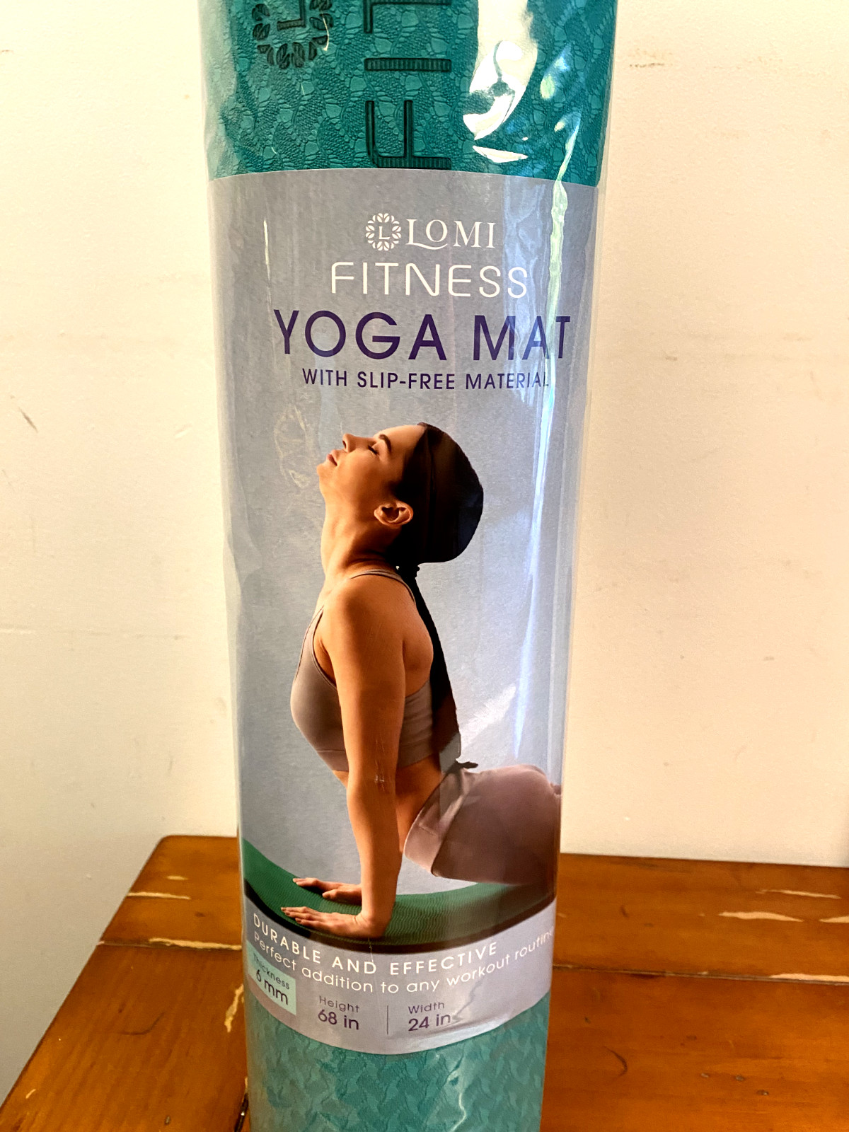 Lomi Fitness – Yoga Mat – Slip Free Material – Emerald Green – 68in x 24in New