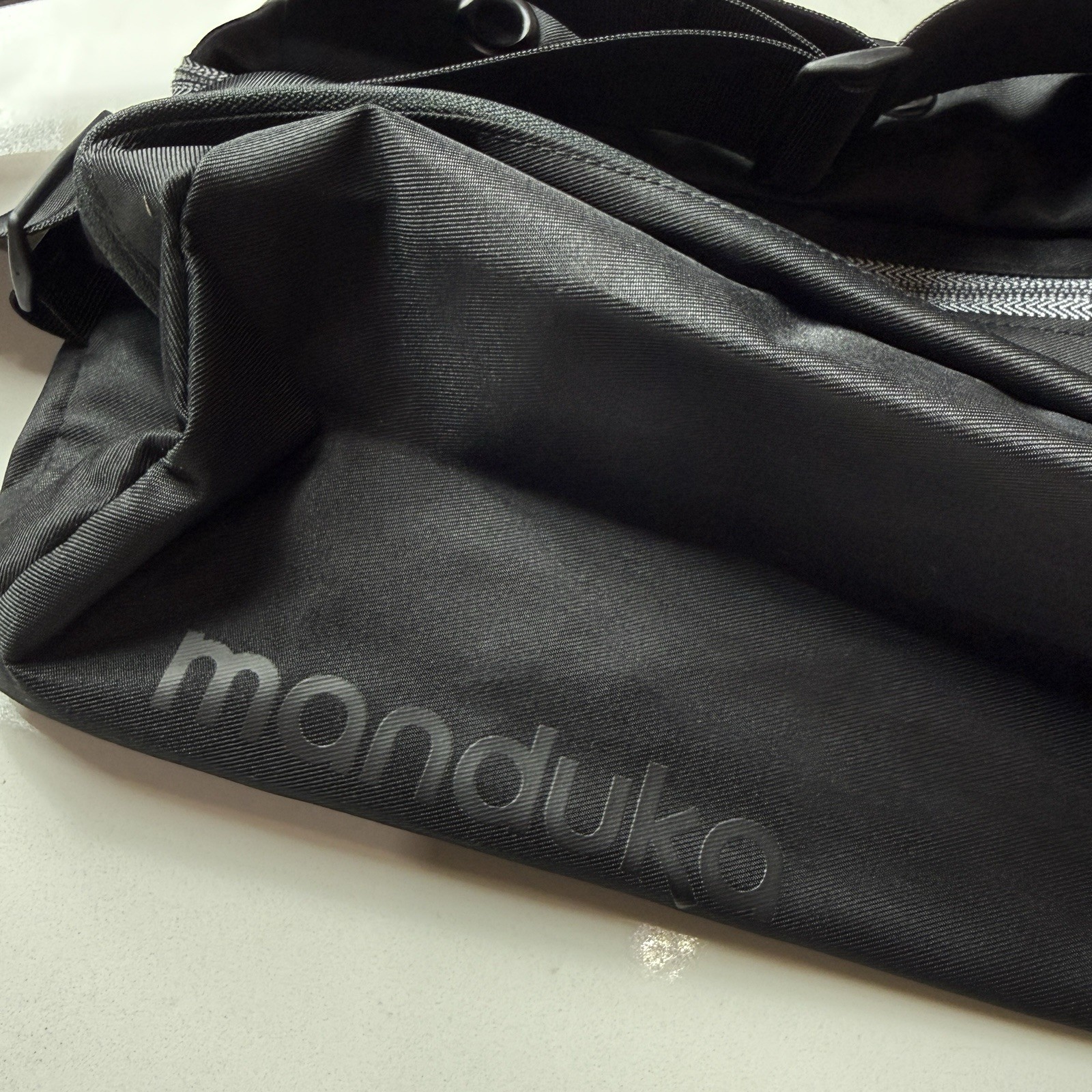 Manduka Go Steady Large Yoga Mat Carrier In Black Shoulder Bag Foldable Compact