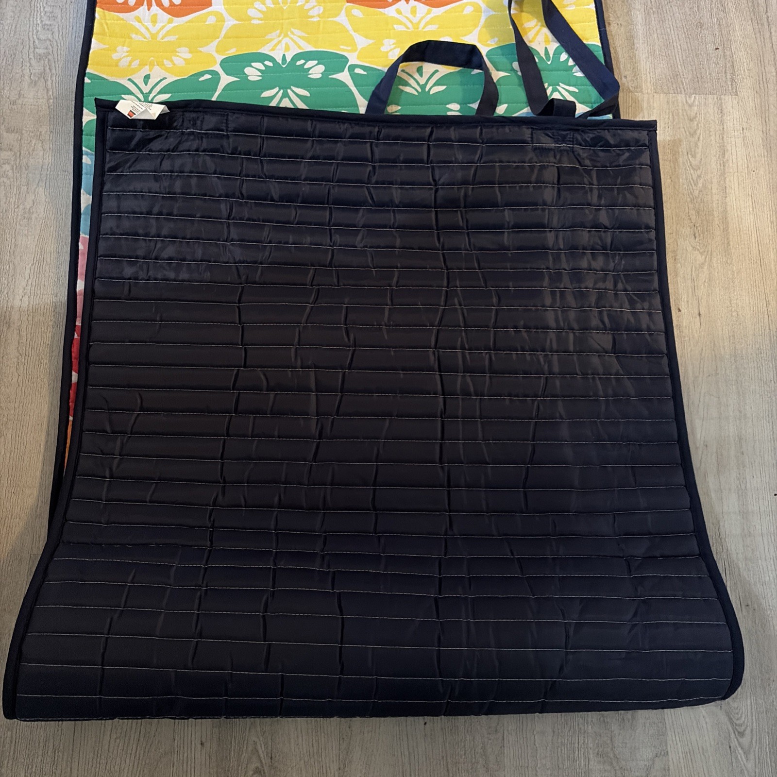 Tommy Hilfiger Roll Up Beach Mat W/Button On Pillow & Straps Butterflies Pattern