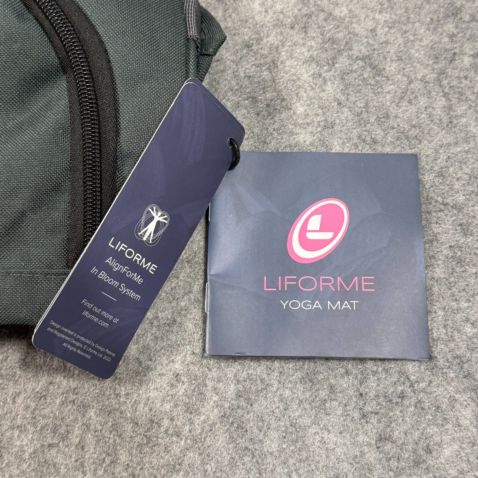 NWT Liforme Mindful Garden Special Edition Olive Green Yoga Mat Carrying Case
