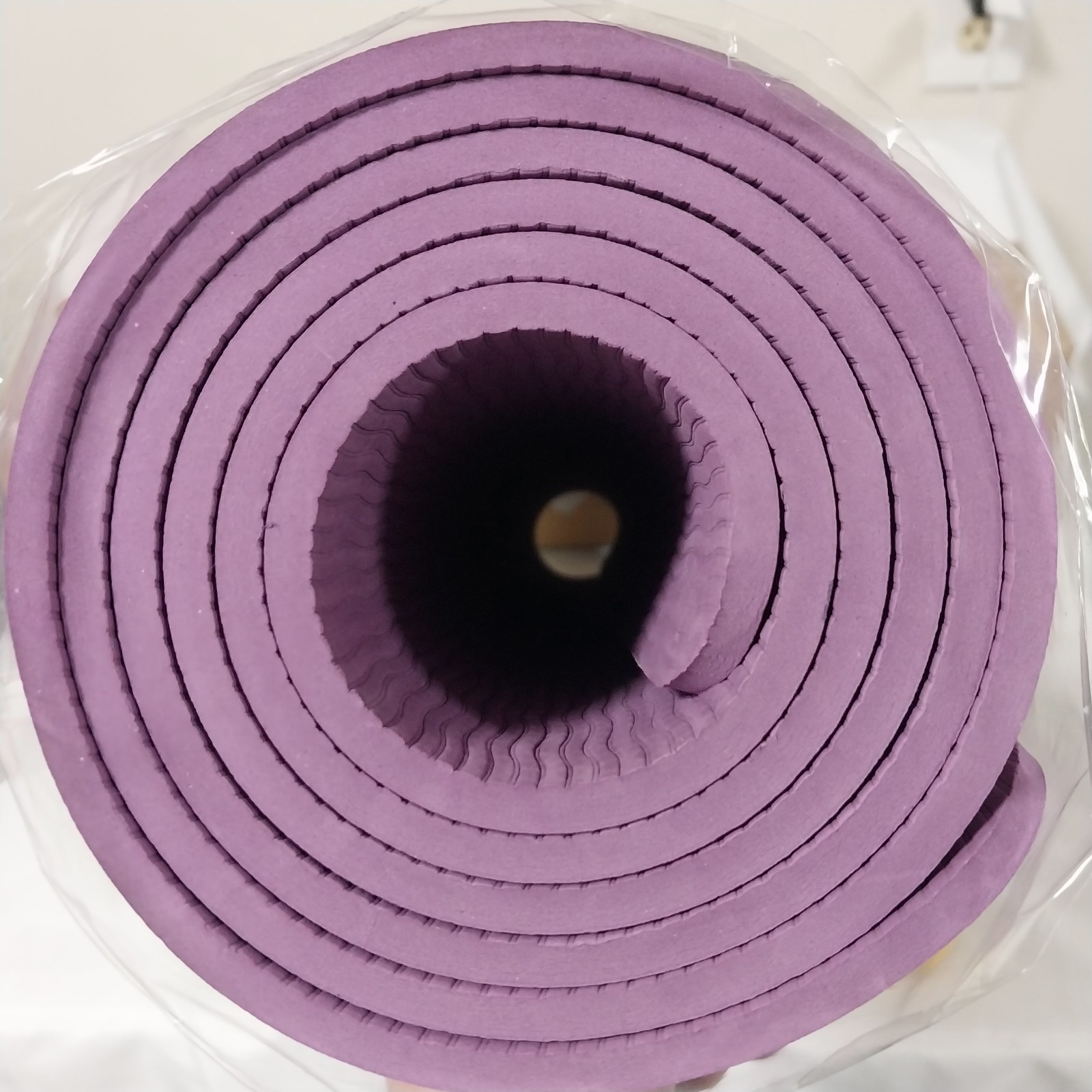 YOGA EXERCISE MAT, HH-COMP -TPE, 1/4&Prime; THICK, PURPLE #350-00002 Brand New in Box