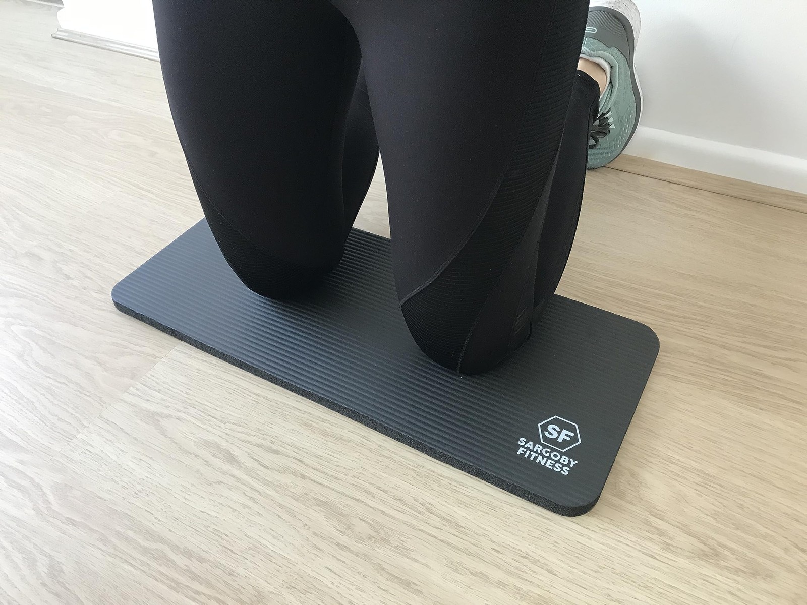 Yoga Knee Pad 0.6 Inch Thick Pilates Cushion Elbows Forearms Support Mat