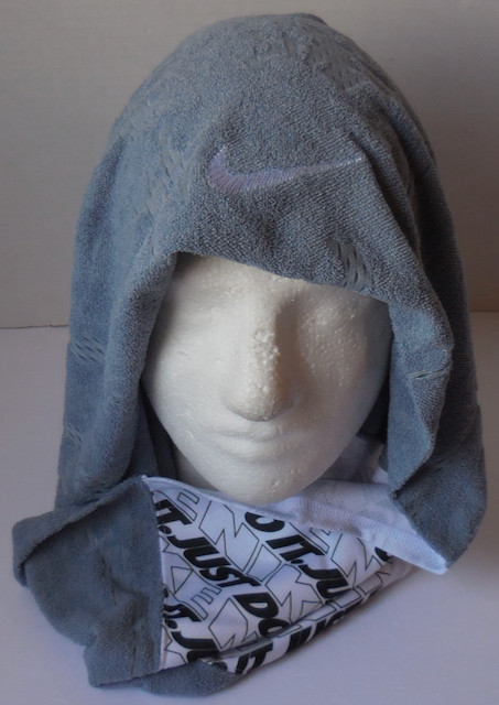 Nike Cooling Towel Scarf Ashen Slate/Anthracite/White 17&Prime; X 12&Prime;