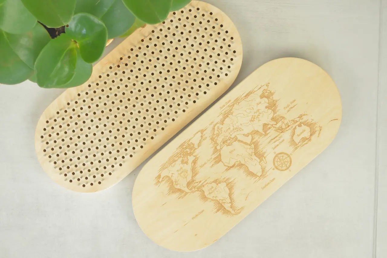 Sadhu Board « World Map » Galvanized Nails 10 mm/0.4 inch