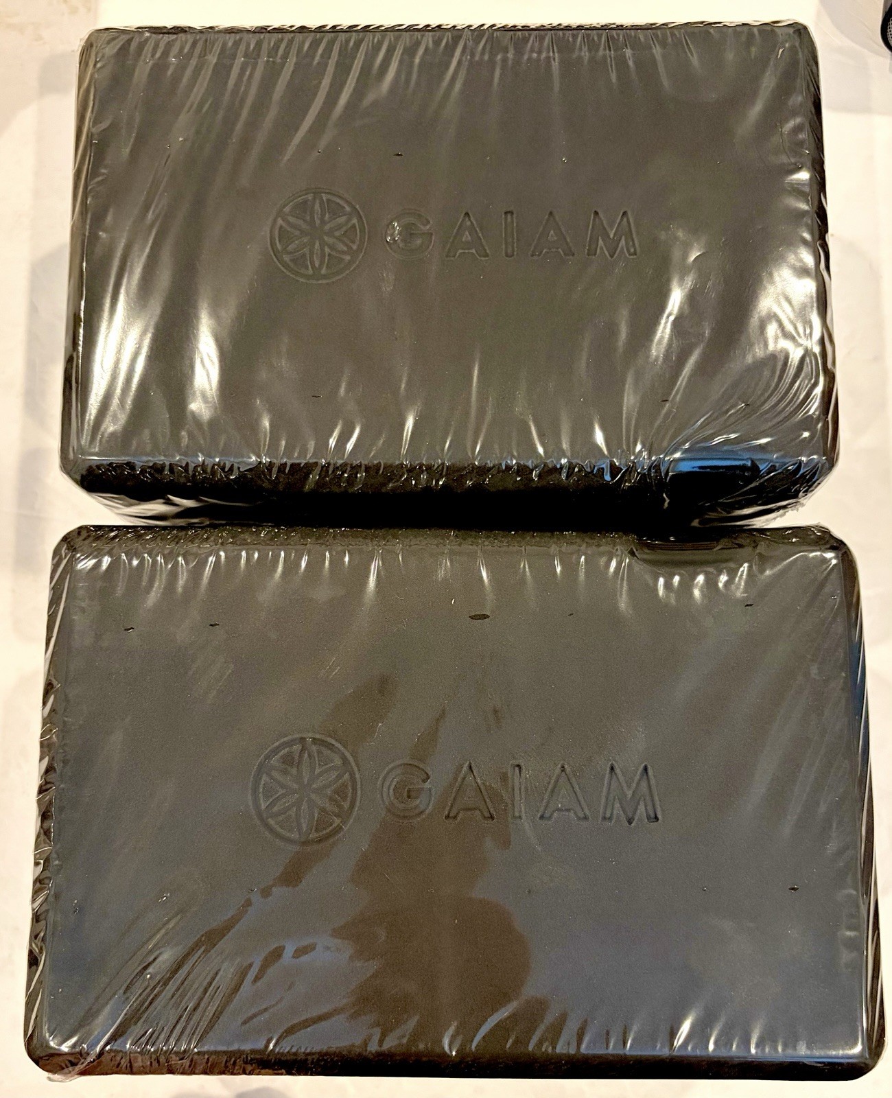 GAIAM essentials 2 Pack Yoga Blocks 4&Prime;x6&Prime;x9&Prime; Foam Brick Black NEW, Sealed