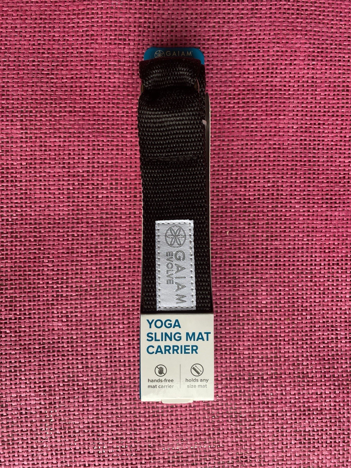 GAIAM EVOLVE=YOGA SLING MAT CARRIER= 1 PIECE = HANDS FREE=BLACK=AS PICTURED