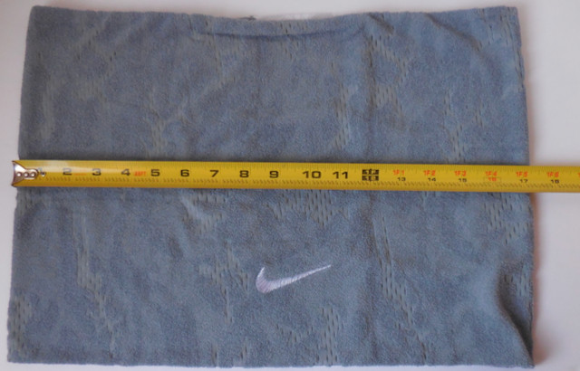Nike Cooling Towel Scarf Ashen Slate/Anthracite/White 17&Prime; X 12&Prime;
