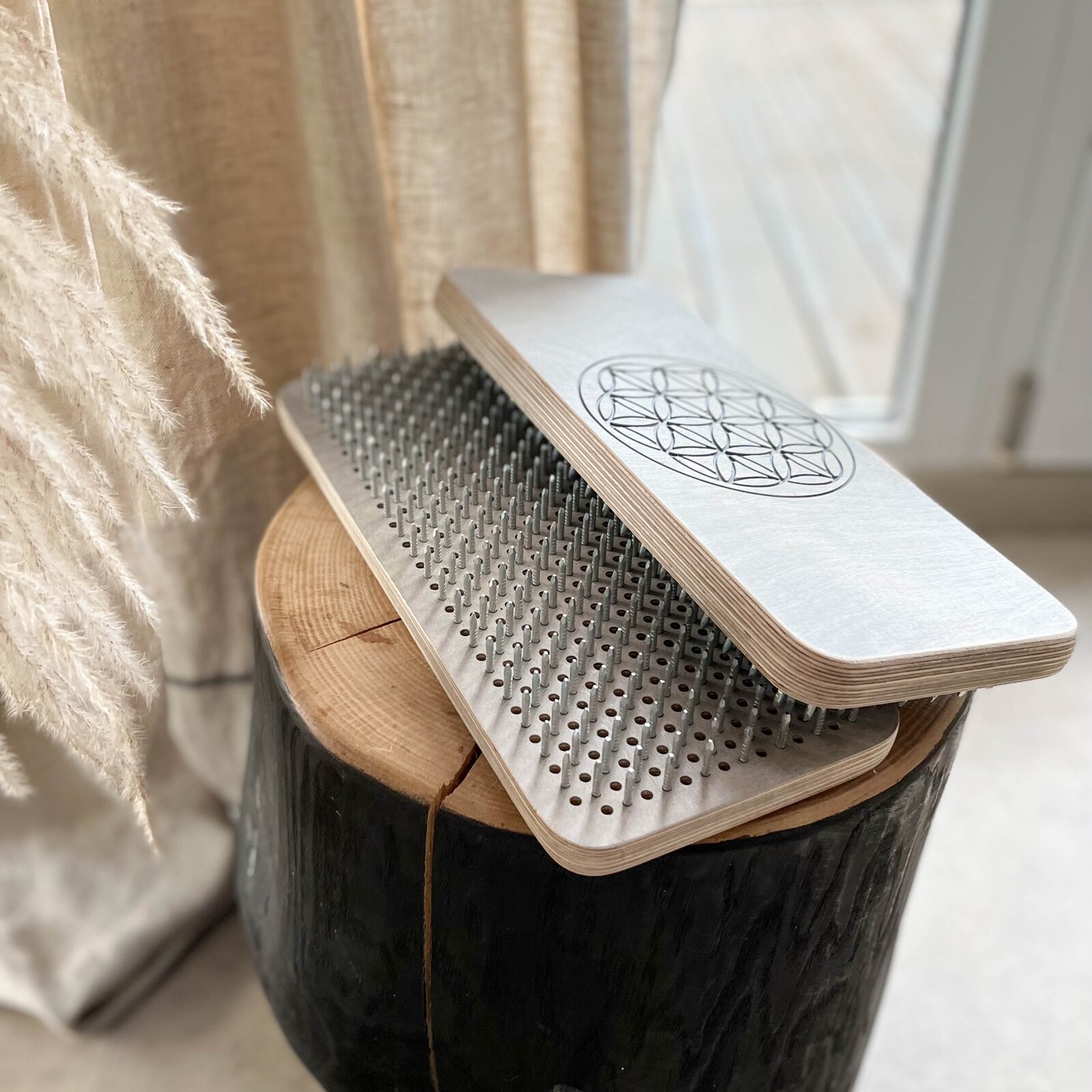 Sadhu board with Galvanized nails « Flower of Life », Foot massage Reflexology