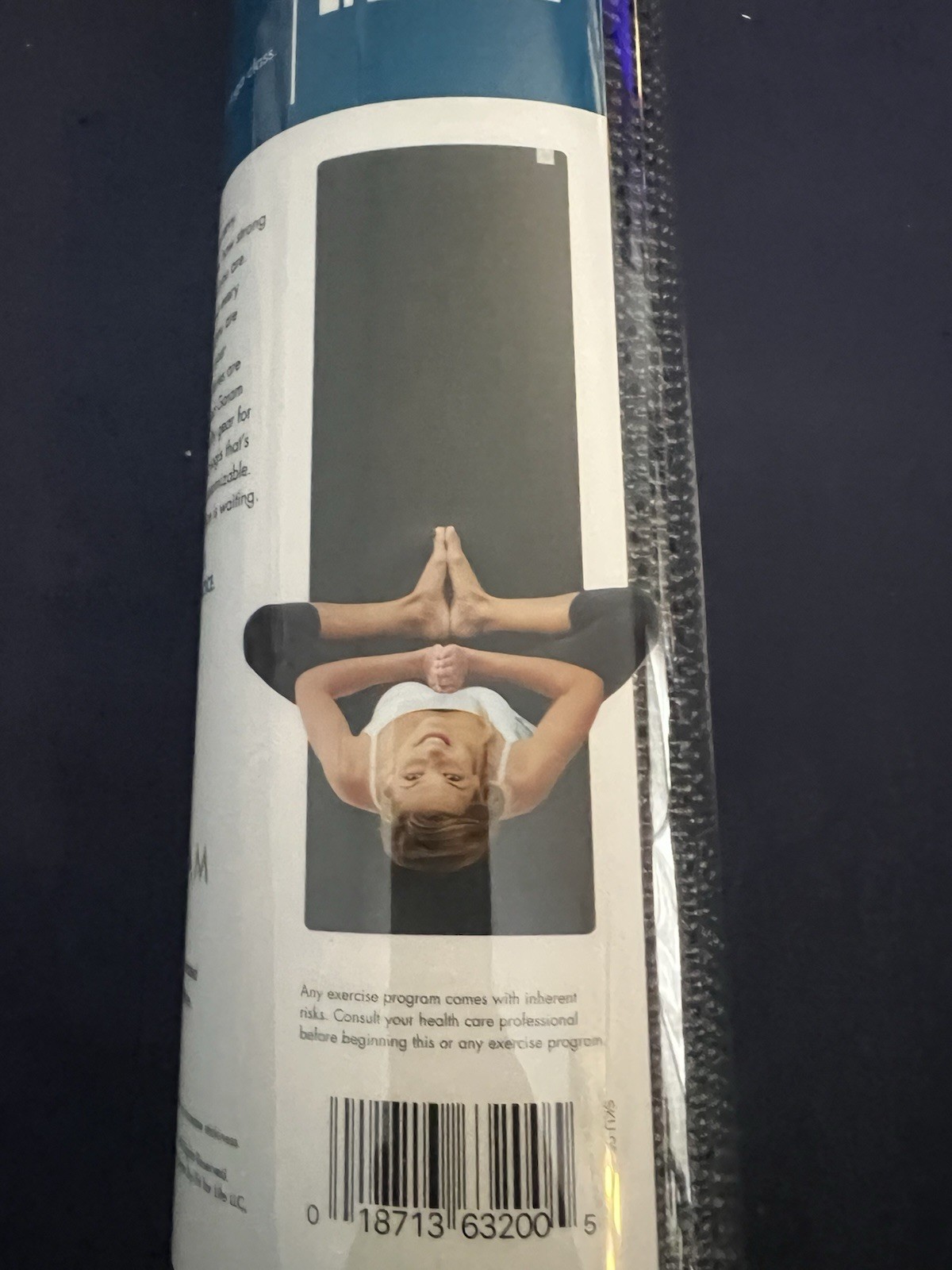Amazing Deal! Gaiam 4MM Yoga Mat Non Slip Lightweight Black New MSRP $22