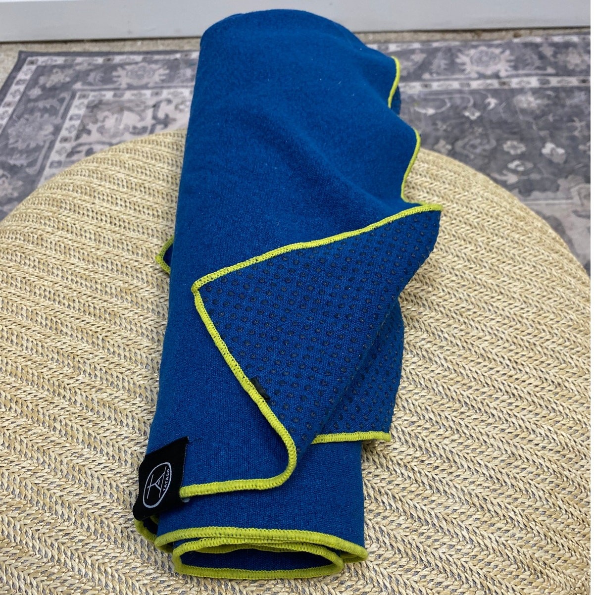Tatako Grand Towelster Large Yoga Mat towel 84&Prime;, Gripping Blue