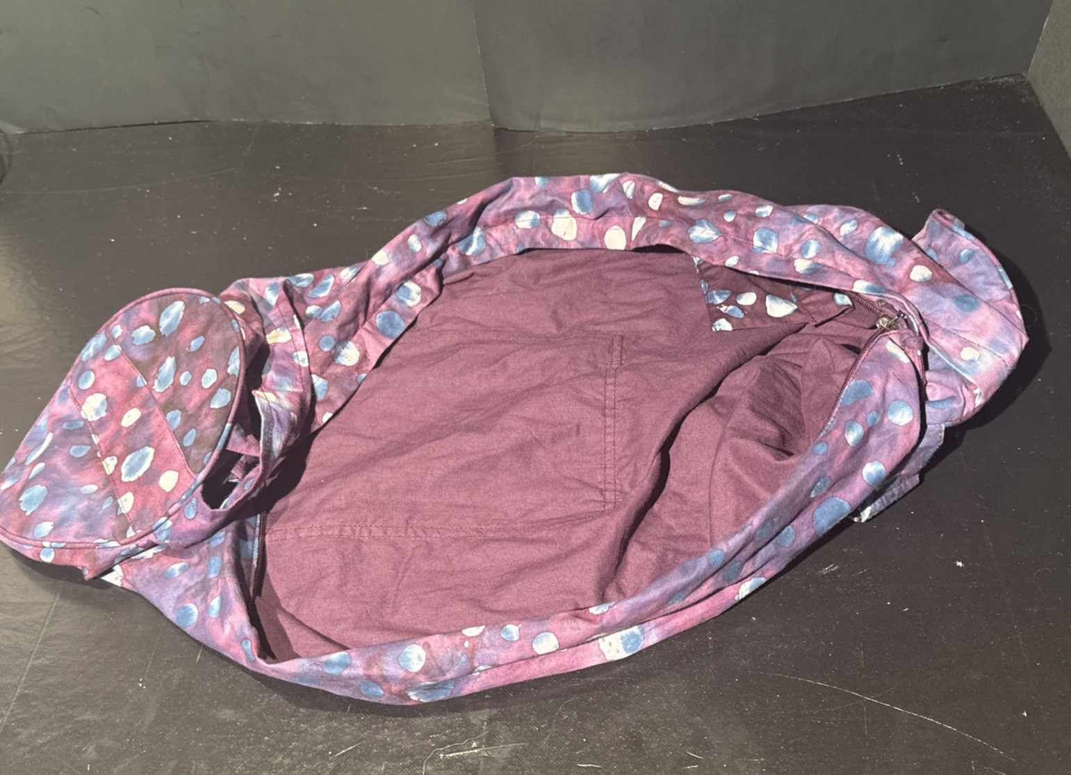 Hugger Mugger Yoga Mat Bag Colorful Batik Cotton Two Pocket Zip Up Hippy Artsy