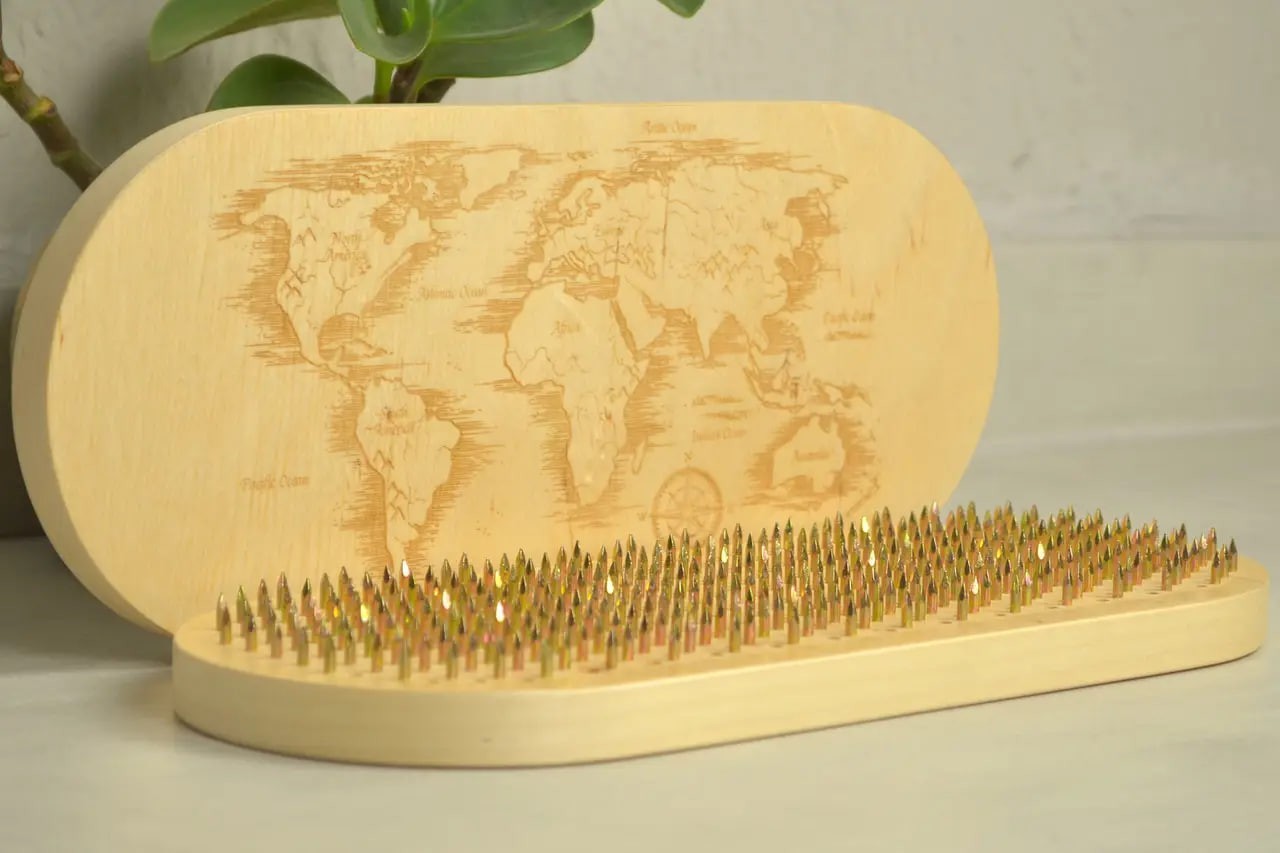 Sadhu Board « World Map » Yellow Galvanized Nails 10 mm/0.4 inch