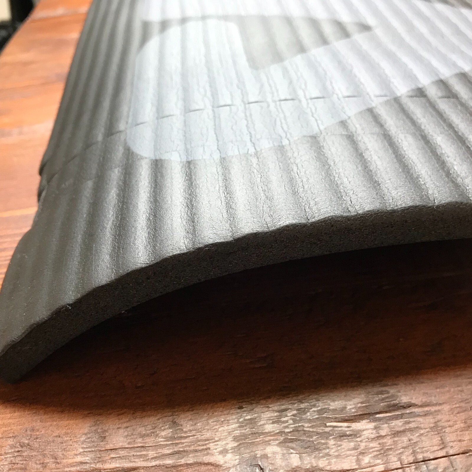 FILA Yoga Mat Sling Carrying Handle Fitness Foam Stretching Pad 3/8&Prime; Thick 10mm