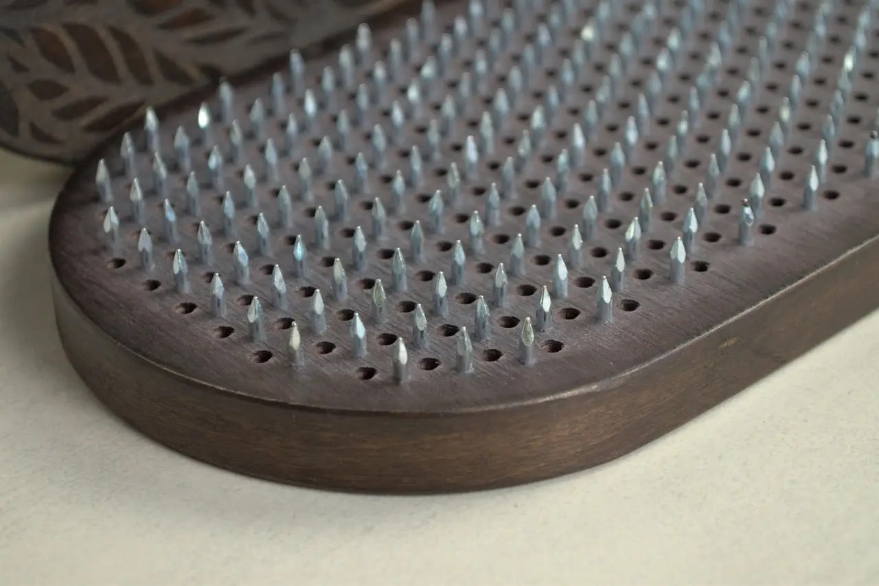 Sadhu Board « Leaves » Galvanized Nails 10 mm/0.4 inch