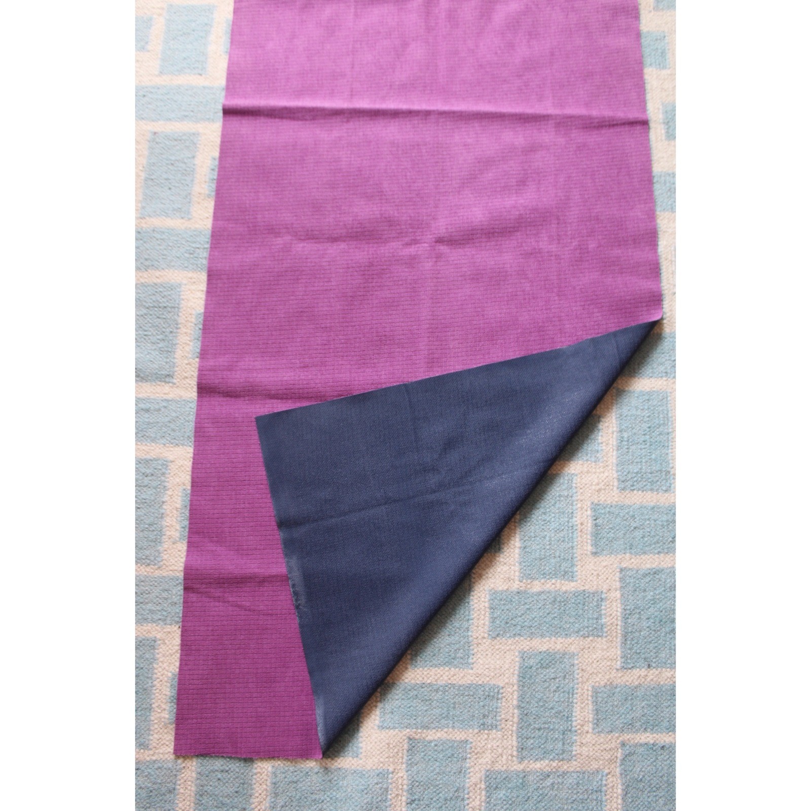 Gaiam 24×67 Purple Microfiber Yoga Towel Mat Non-Slip Grip Hot Yoga Accessory