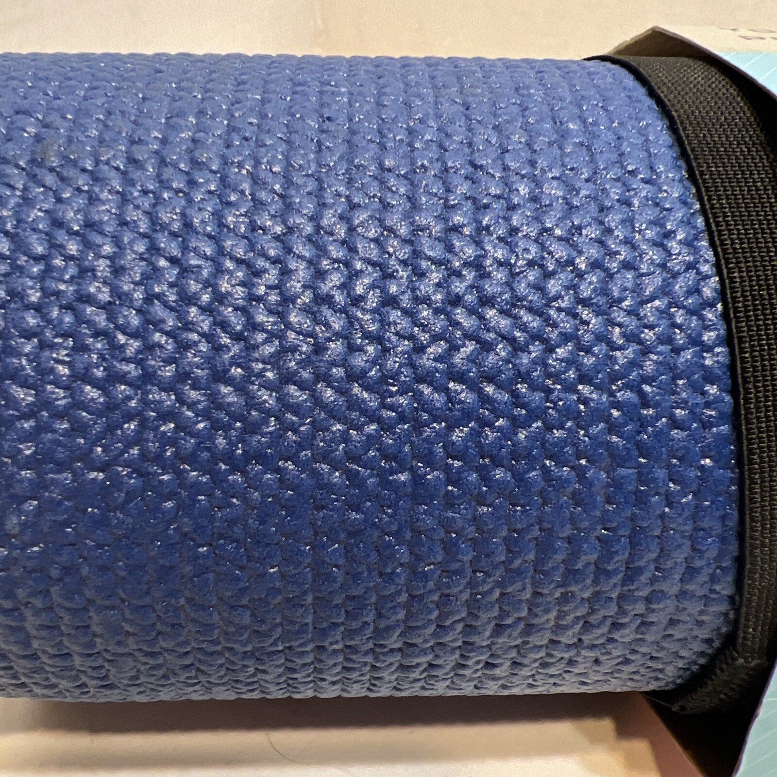 NEW Athletic Works Non Slip Yoga Mat Exercise Training 68 x 24 Inches – Blue