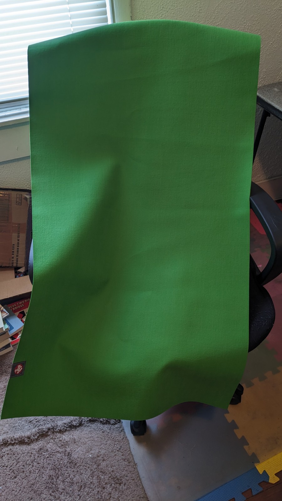 MANDUKA eKO Superlite Yoga Mat for Travel – 71&Prime; x 24&Prime; 1.5 Mm Leaf Green