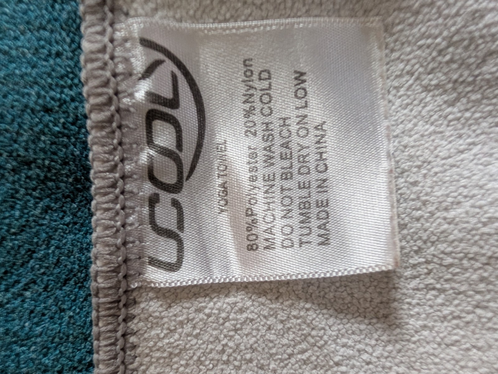 Ucooly Yoga Towel/ Mat Aqua Elephant Zen Microfiber Fabric