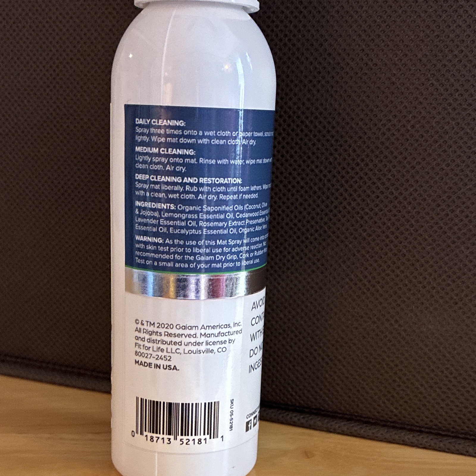 Gaiam Yoga Mat Wash Spray Cleaner, Cleans & Restores, 4 fl oz / 118 mL
