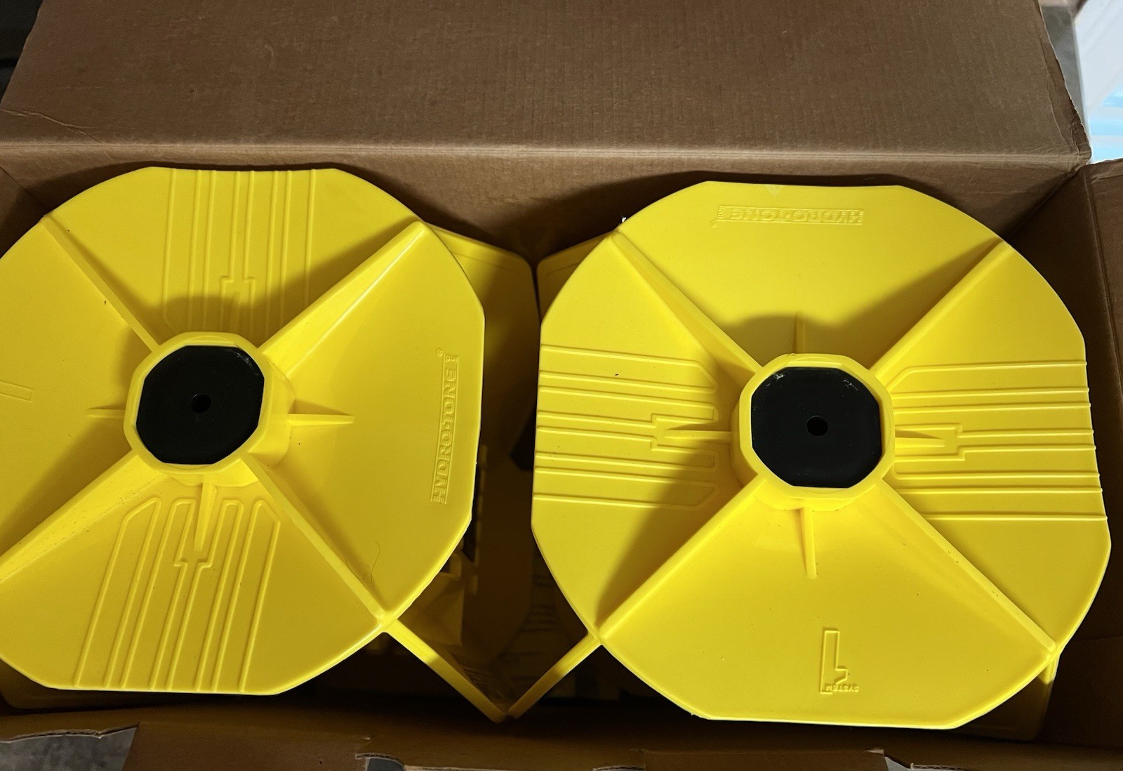 Pair Hydro Tone Aquatic Exercise Systems Water Resistance Dumbells System Box
