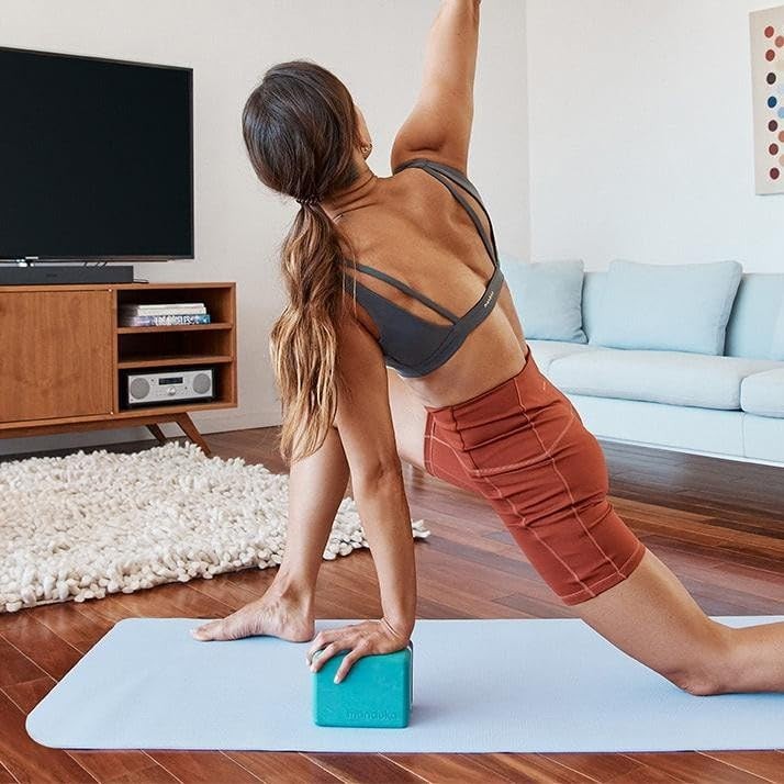 Manduka Begin Yoga Mat 68&Prime; – 5mm Cushioning | Comfortable, Lightweight & Reversi