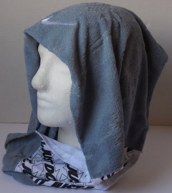 Nike Cooling Towel Scarf Ashen Slate/Anthracite/White 17&Prime; X 12&Prime;