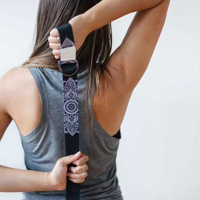 Gaiam Yoga Block / Strap Combo – 2 Foam Yoga Block + Pack (Blk) – 1 Strap (Blk)