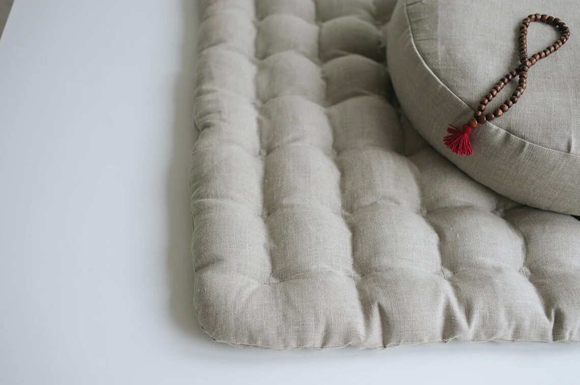 Meditation Set Zafu & Zabuton Buckwheat hulls Meditation pillow cushion Linen