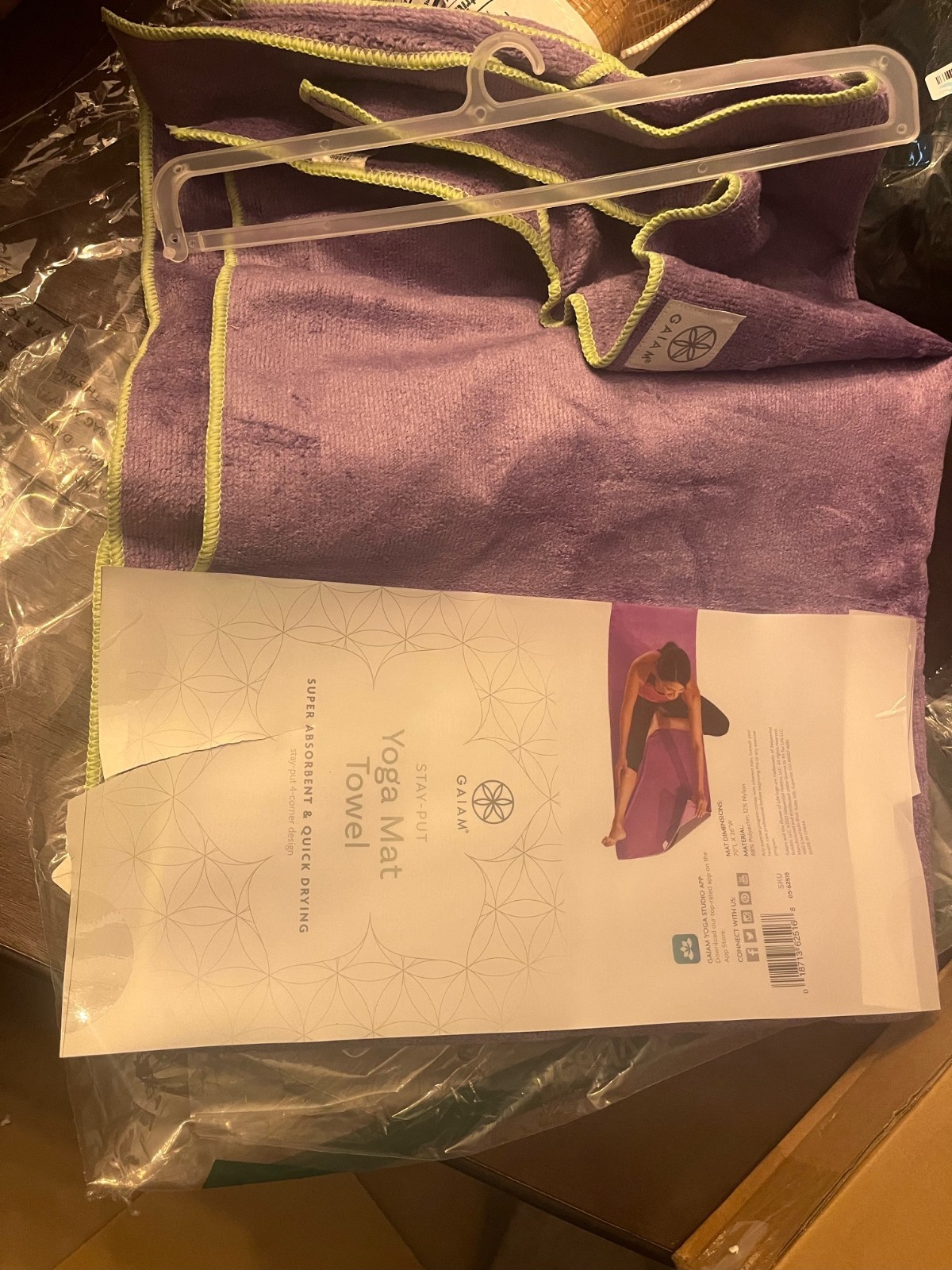 GAIAM Stay-Put Yoga Mat Towel Full Size, Purple Color, NEW!!