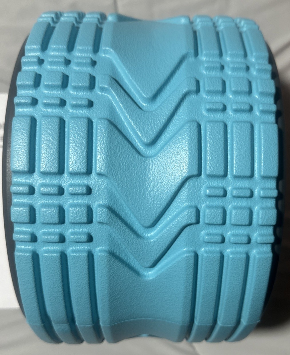 Brand New Open Box LUCKCOLOR YOGA WHEEL