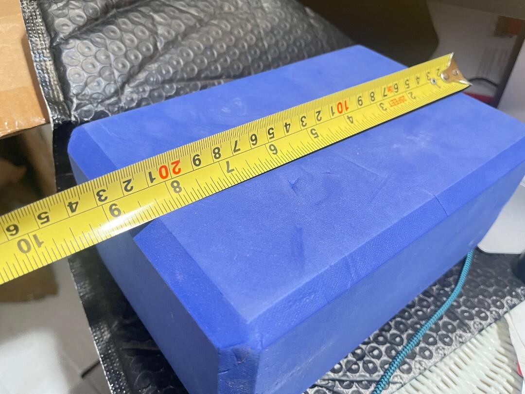 USED 9”Lx6&Prime;Wx4&Prime;H Blue Foam Yoga Block(Y8)