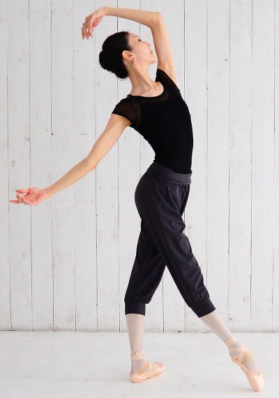 Air Veil Medium Pants (Spring/Summer) Relaxed Fit, Flattering