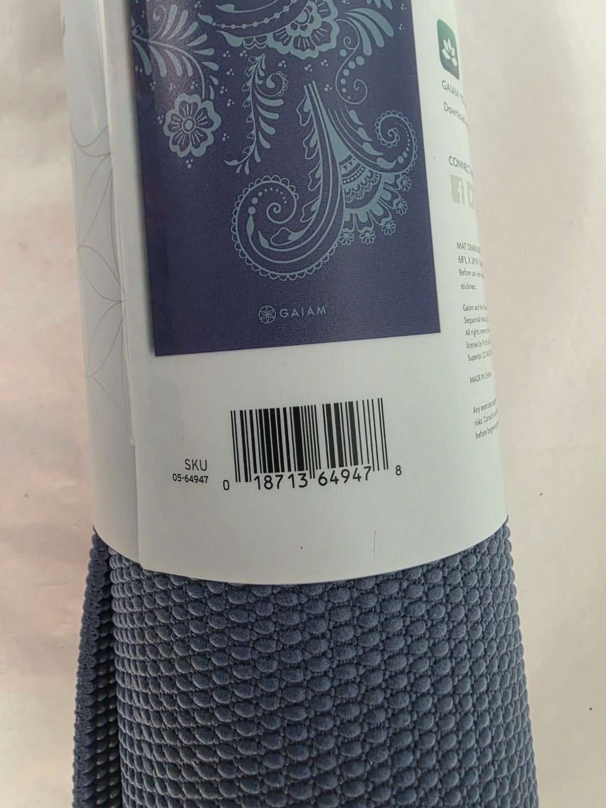 Gaiam Yoga Premium Print Yoga Mat 5 mm Thick Blue Color New