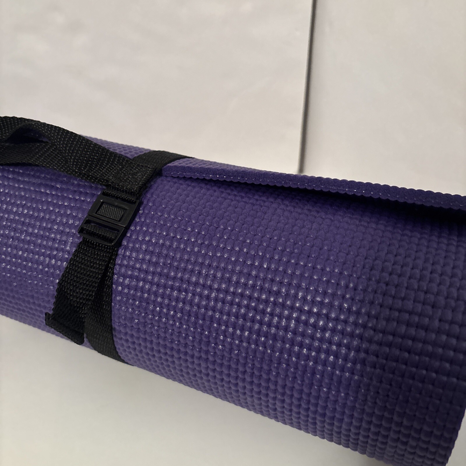 Valerie Bertinelli Large Yoga Mat With Carry Strap- 6mm, 24×72 Purple