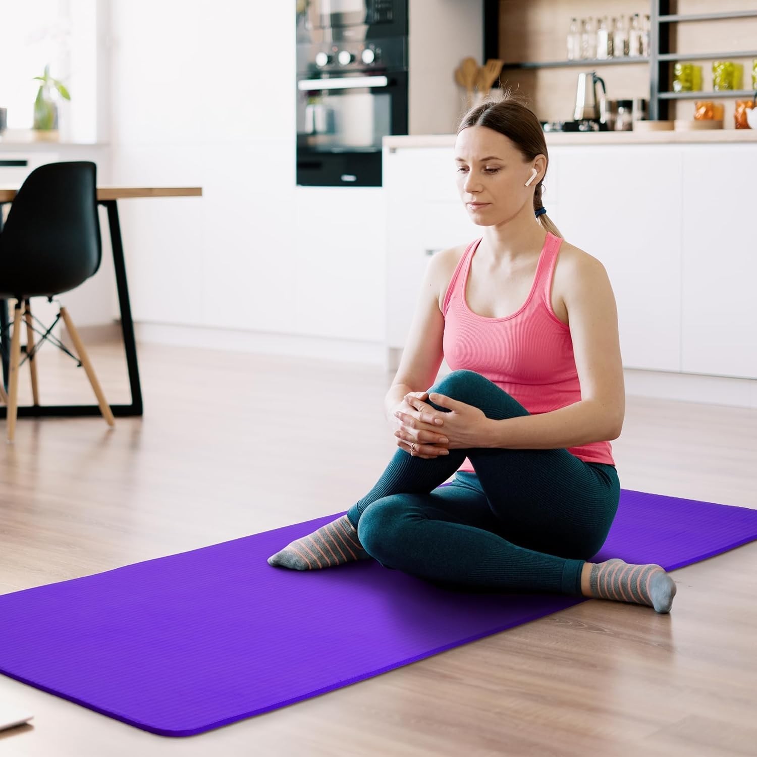 Lightweight 1/2-Inch Yoga Mat – Non-Slip Design & Easy Cleaning for All Levels