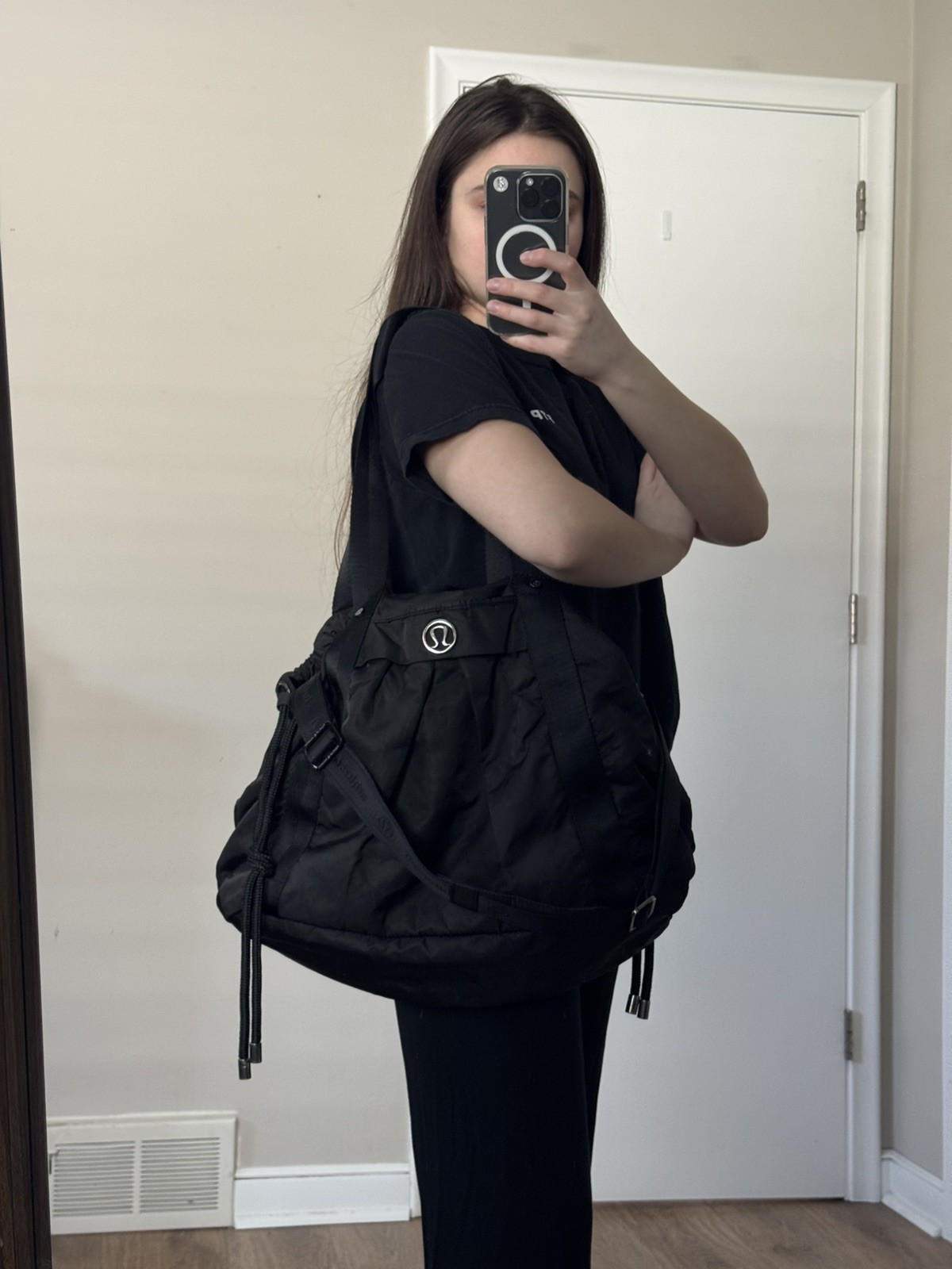 Black Lululemon Yoga Bag with Adjustable Straps Good Condition