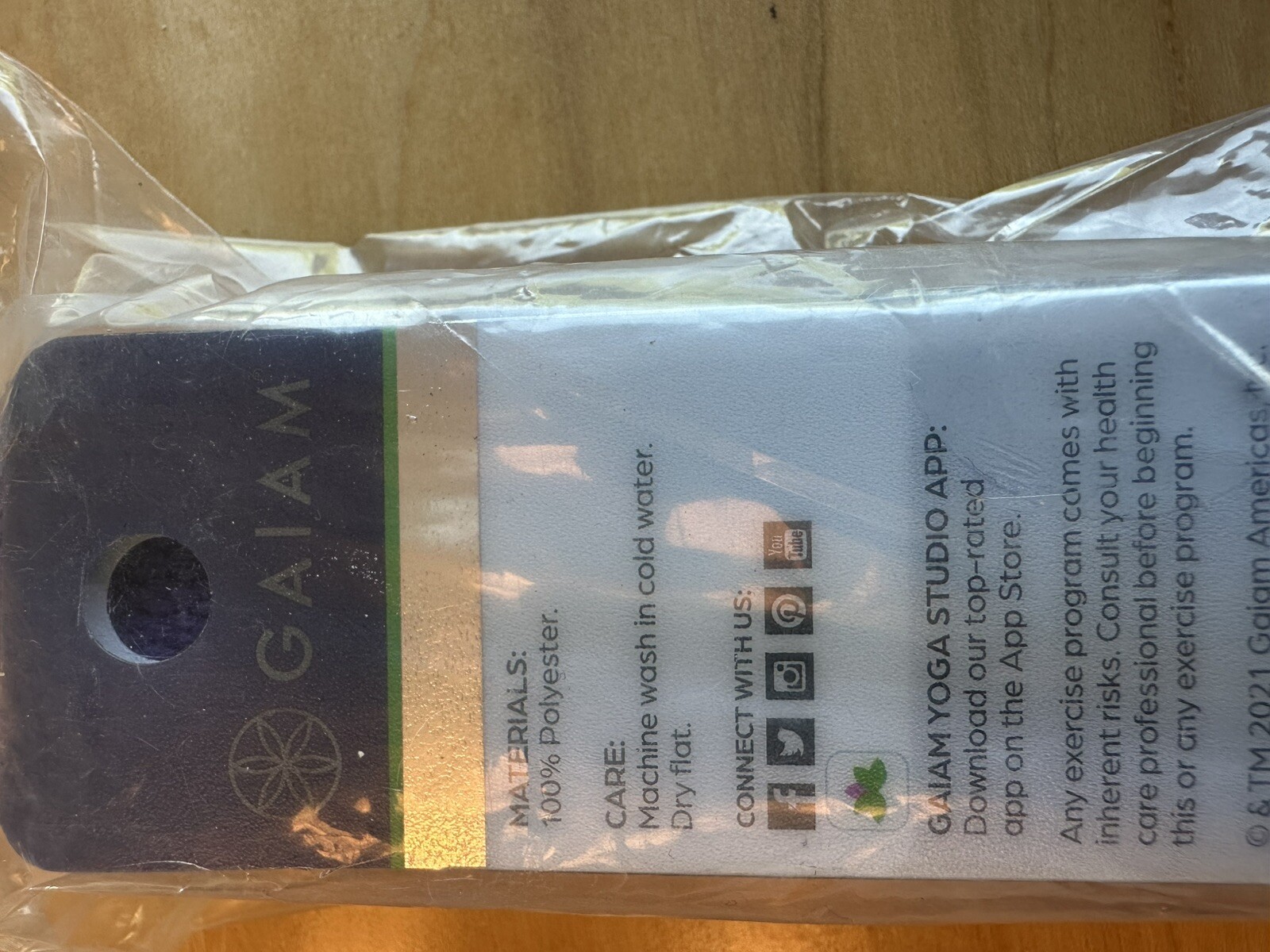 NEW GAIAM PURPLE YOGA STRAP 6FT 100% POLYESTER STRETCH FULL BODY WORKOUT Reach