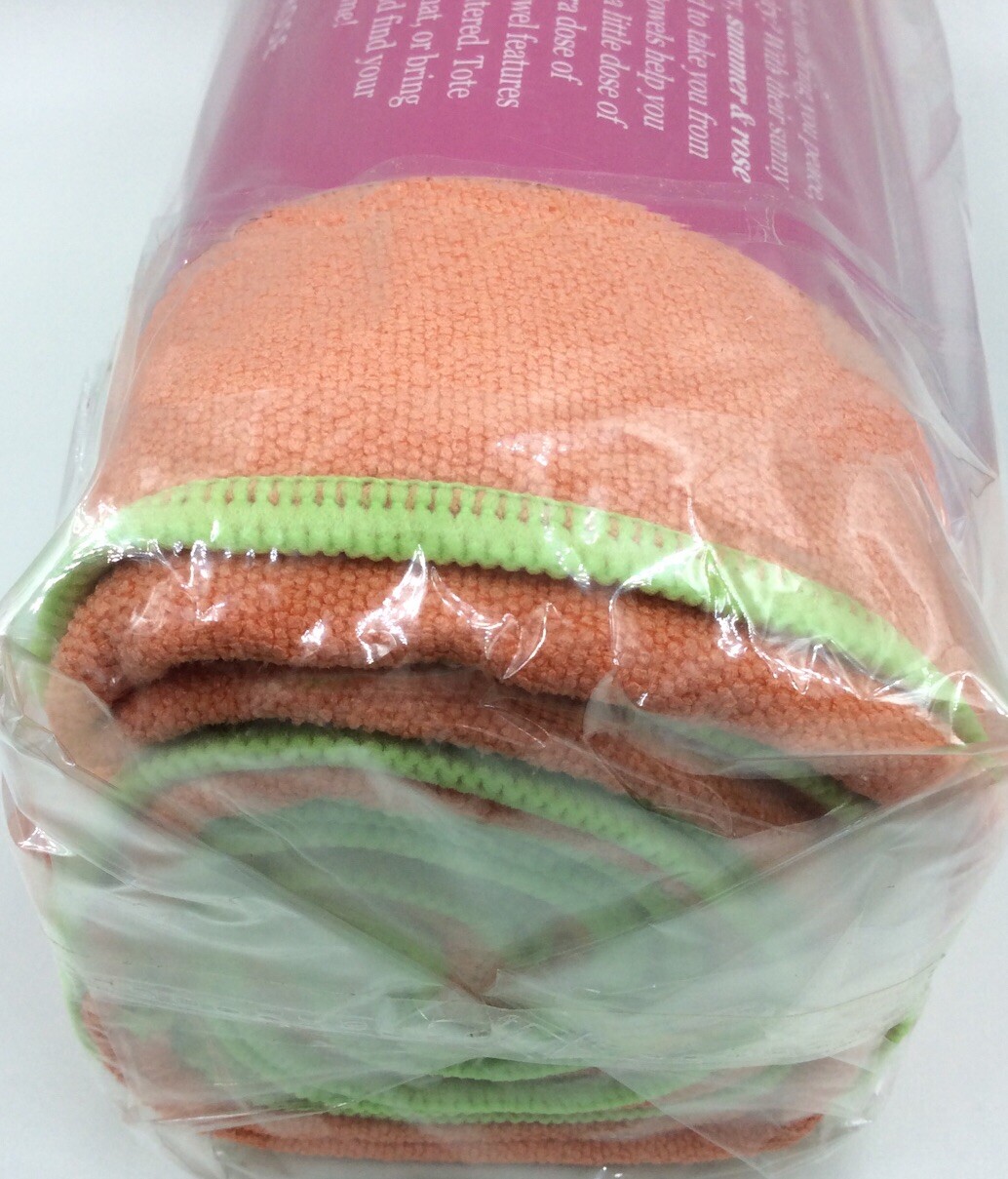 FAB FIT FUN « Summer & Rose » Microfiber Yoga Towel BRAND NEW IN PACKAGE