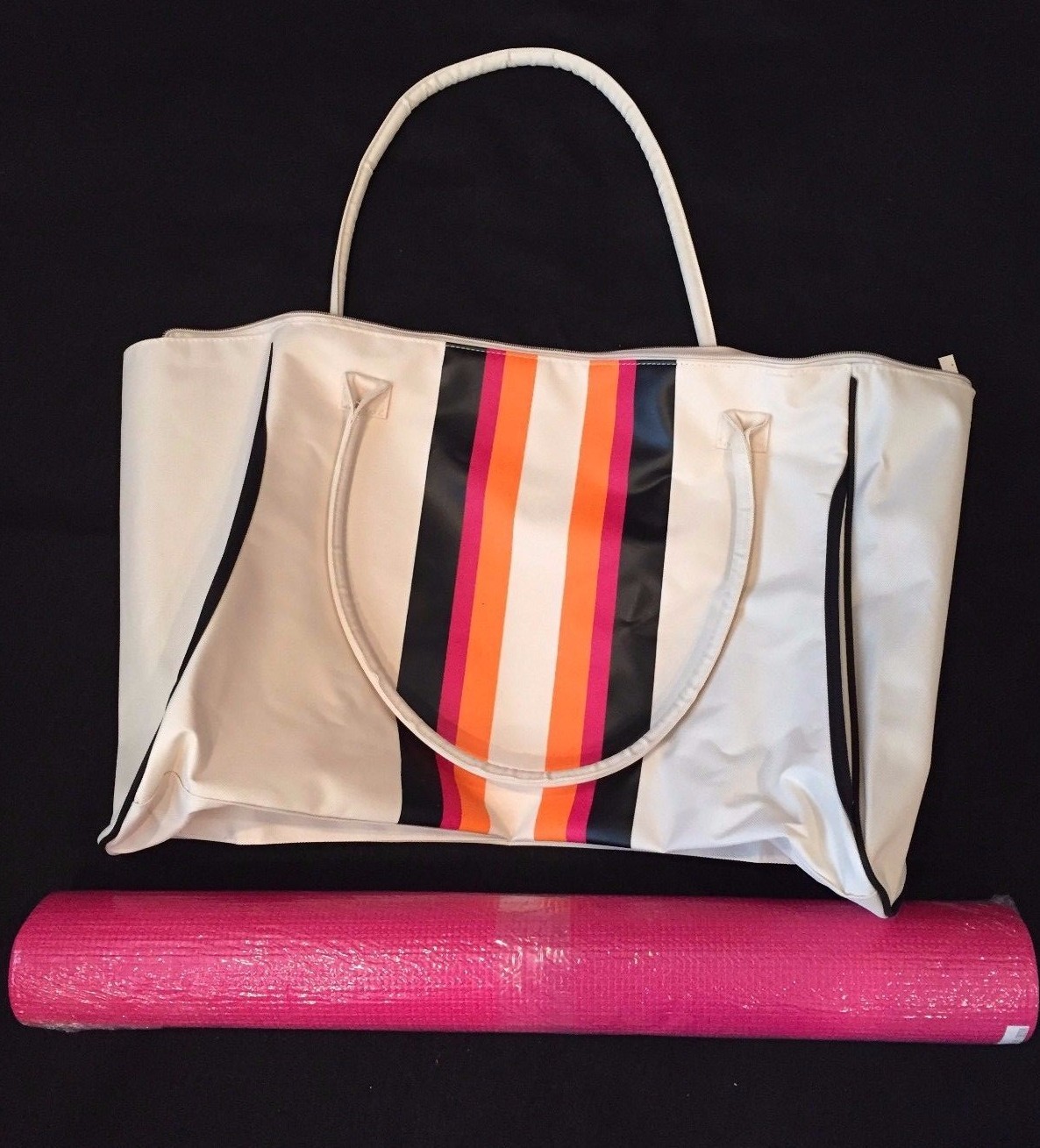 Yoga Mat and Tote Yoga Bag and Carrier – NEW