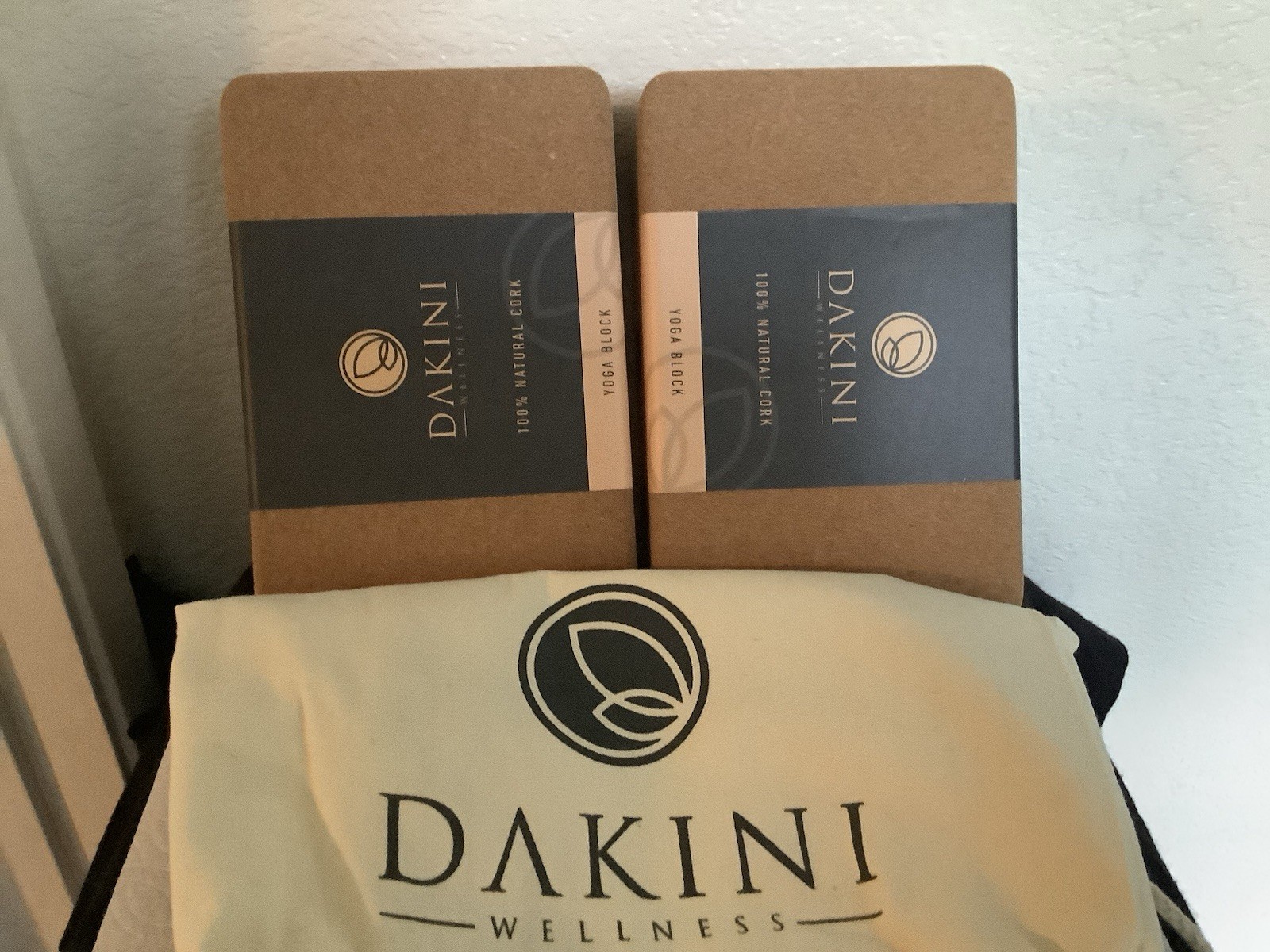 2 Dakini Yoga Blocks