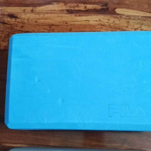 2 Fila Yoga Block Brick, Pilates gym home workout exercise fitness, Blue & Gray