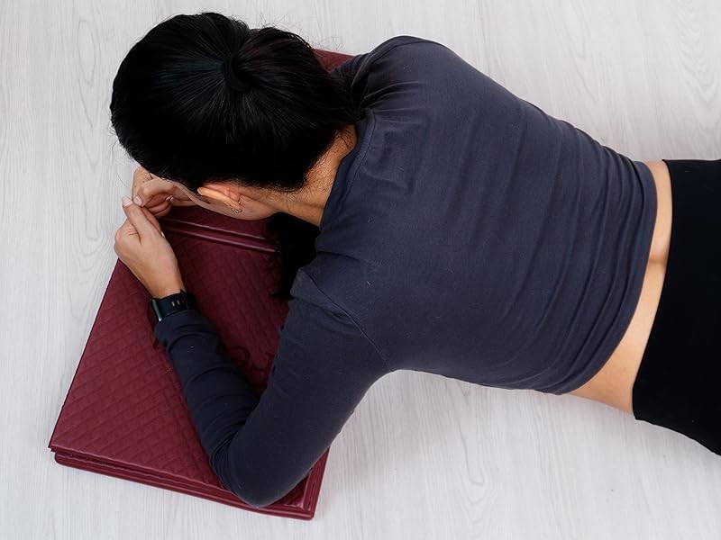 Foldable Yoga Mat, 6mm, Non-Slip, Lightweight, 72”x24”, Travel Mat, Gray