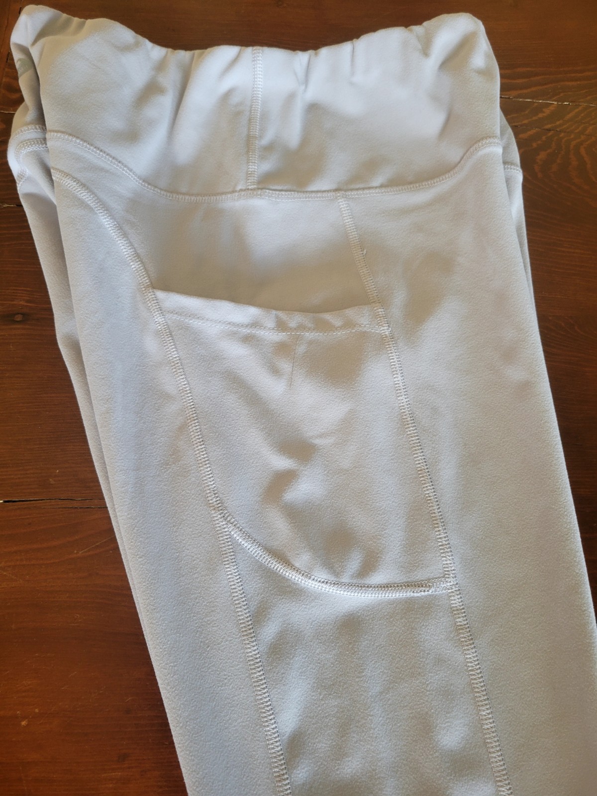 IUGA Women&rsquo;s Yoga Pants, Grey, Size L, 3 Pockets, Soft Polyester Spandex