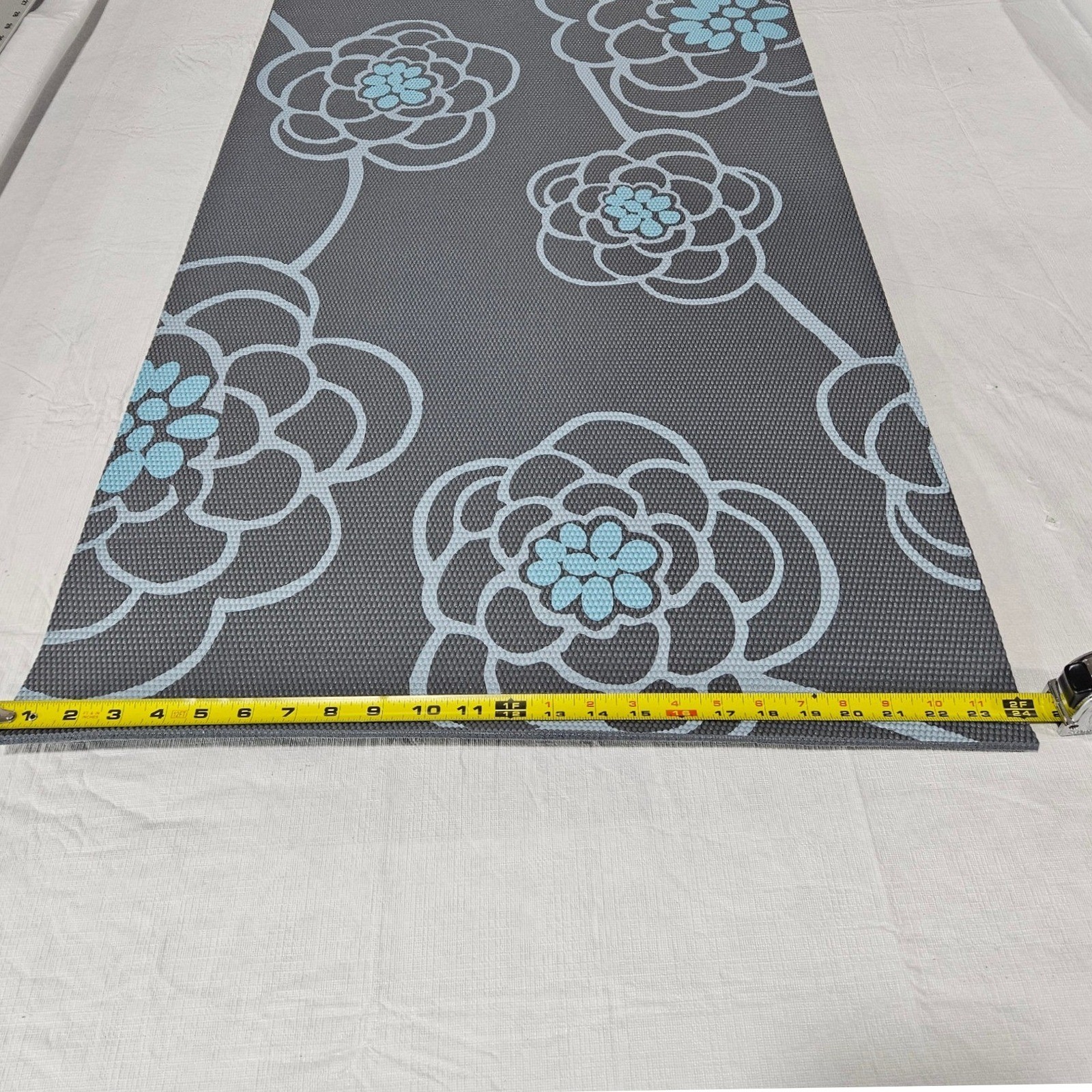 Gaiam Yoga Mat 6mm Grey Light Blue Floral Premium Print Exericise Mat 68×24