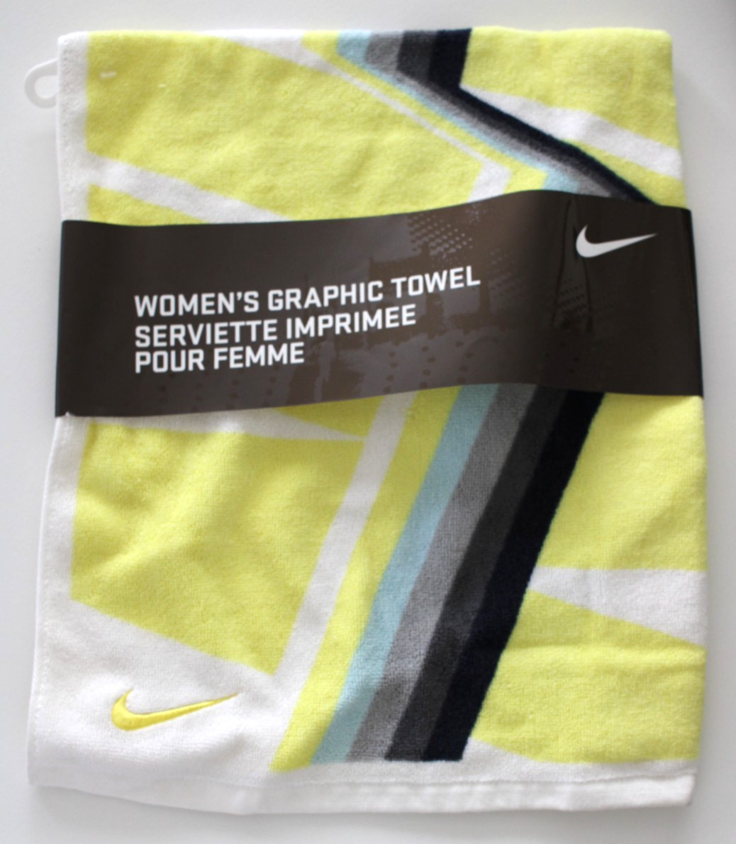 Nike Women&rsquo;s Graphic Towel Terry 15&Prime; x 31&Prime; White/Yellow/Black