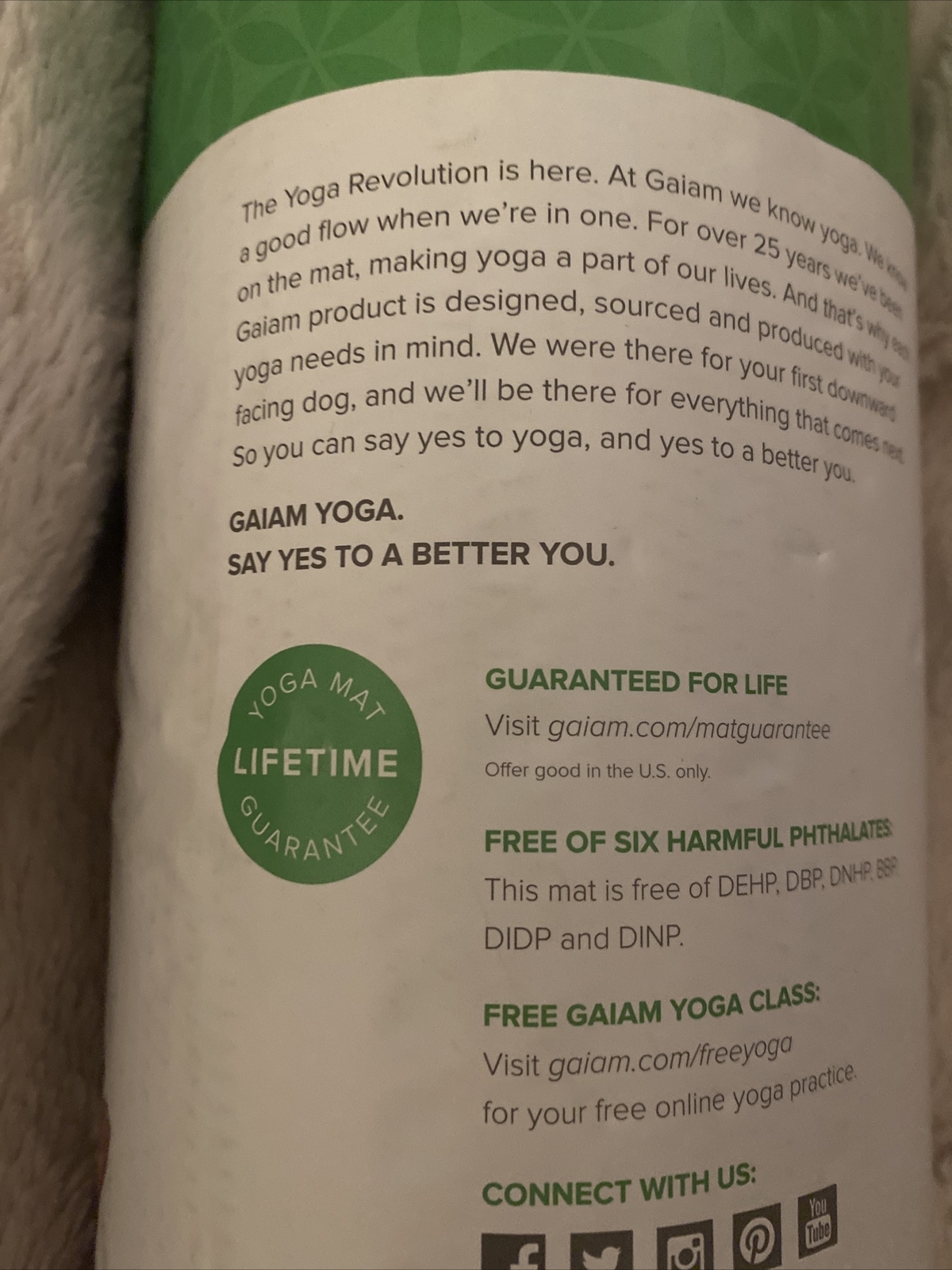 Gaiam Premium Print Yoga Mat 5MM Stabilizing Grip – Extra Thick 68&Prime; x 24&Prime; Gray