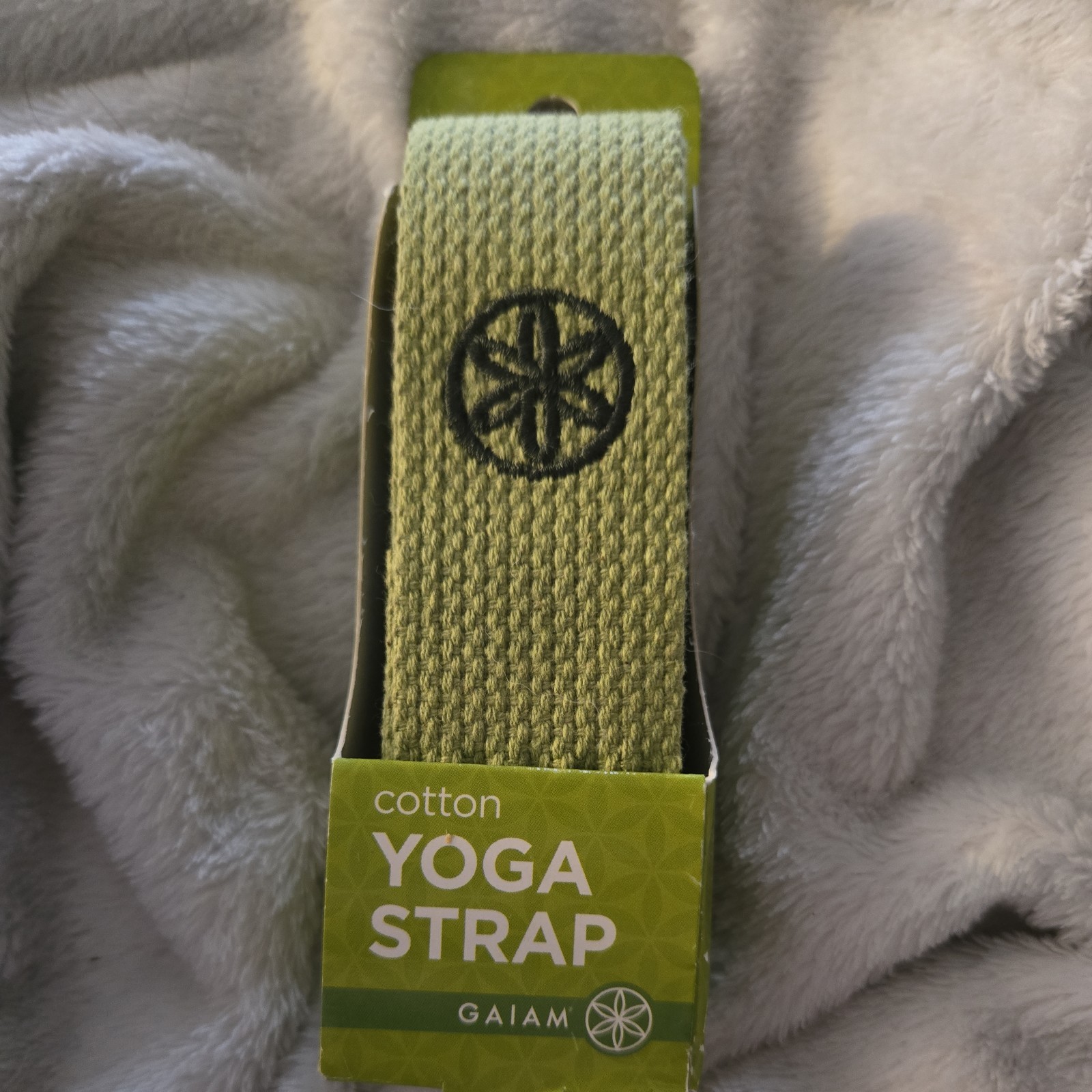 Gaiam Yoga 6ft Gym Fitness Exercise Yoga Strap Gray D-Ring Belt for Stretching
