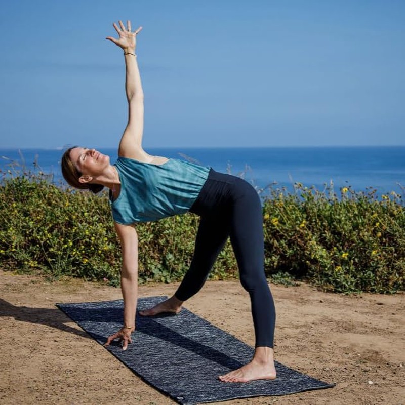 Manduka Shala Yoga Rug- Hand Woven Yoga Rug, Great for Travel and Outdoor Medita